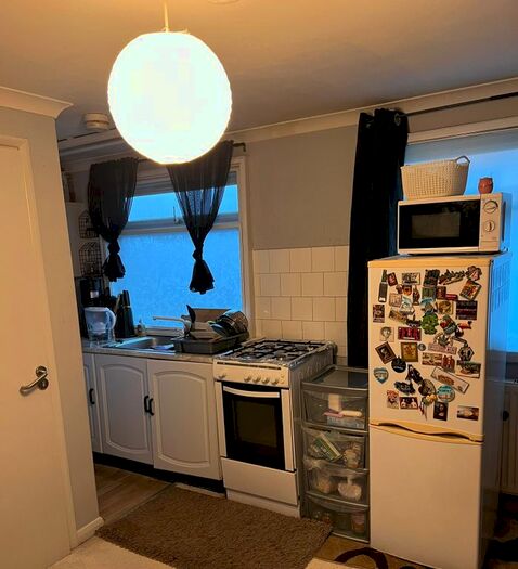 1 Bedroom Studio To Rent In Kingsley Road, Hounslow, TW3