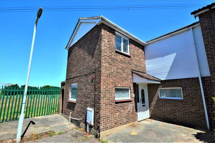 3 Bedroom End Of Terrace House To Rent In Wickford **All Viewing Slots Now Taken**, SS11
