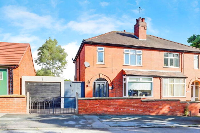 3 Bedroom Semi Detached House For Sale In Percy Street, Ilkeston, DE7