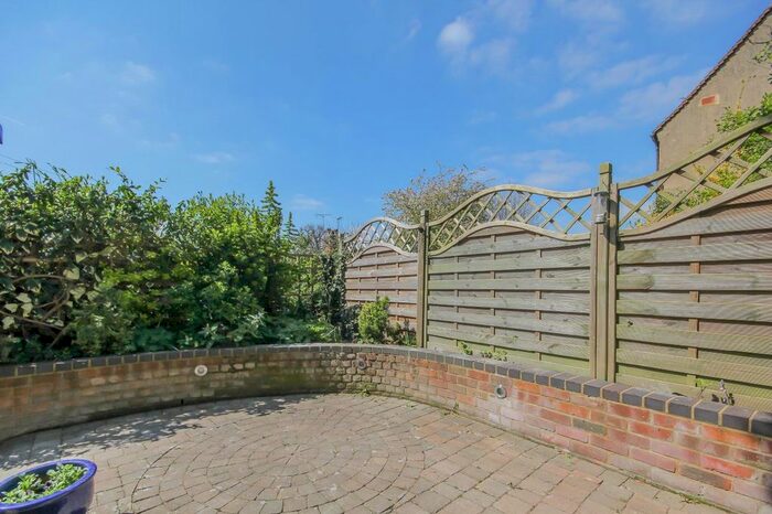 1 Bedroom Semi-Detached House To Rent In Southend Cottages, Fishpool Street, St. Albans, AL3