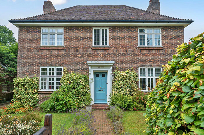 4 Bedroom Detached House For Sale In Beaconsfield Road, Chelwood Gate, RH17