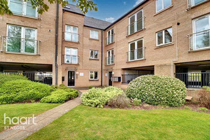 2 Bedroom Apartment For Sale In Skipper Way, Little Paxton, PE19