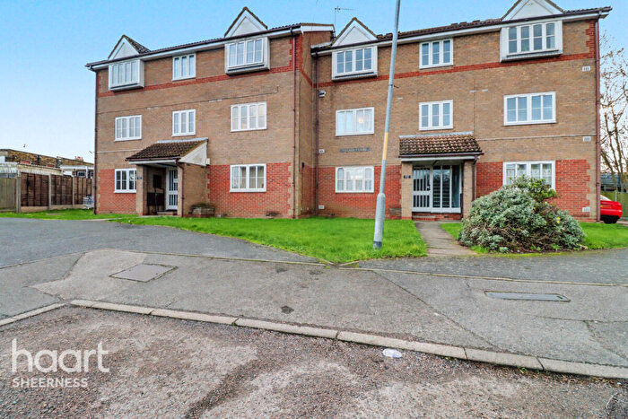 1 Bedroom Flat For Sale In Weekes Court, Mountfield, Queenborough, ME11