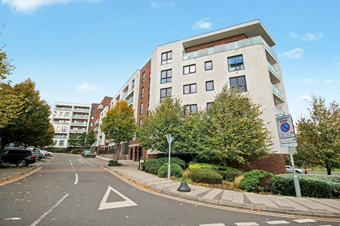 2 Bedroom Flat For Sale In Williams Way, Wembley, Middlesex, HA0