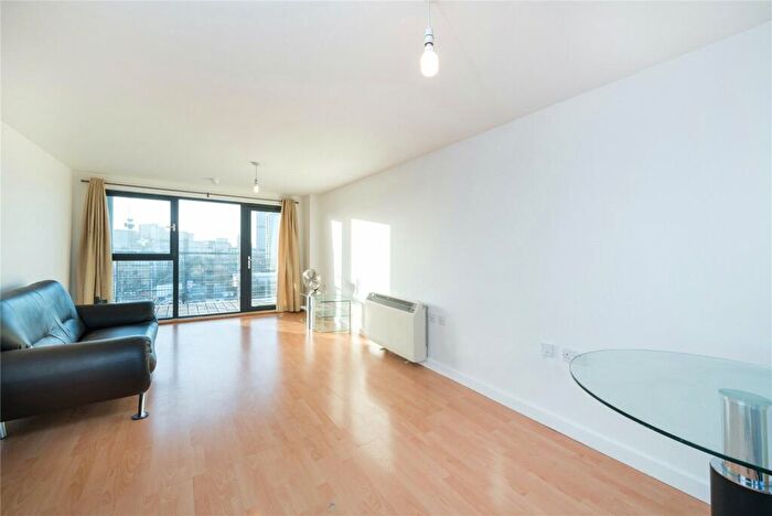 2 Bedroom Flat To Rent In Ibex House, Forest Lane, E15