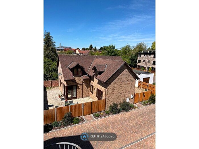 3 Bedroom Detached House To Rent In Cherry Hinton Road, Cambridge, CB1