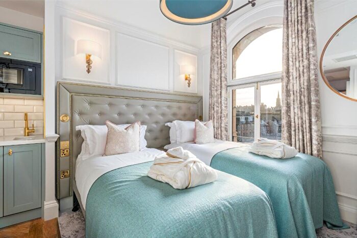 1 Bedroom Serviced Apartments To Rent In George Street, Edinburgh, EH2