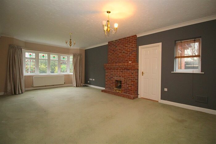5 Bedroom Detached House To Rent In Ashby Road, Long Whatton, LE12