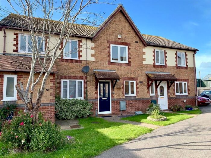 2 Bedroom Terraced House To Rent In Maskew Close, Chickerell, Weymouth, DT3