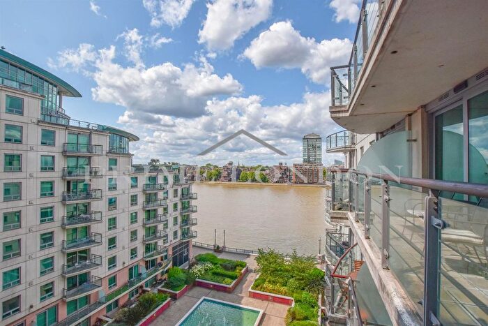2 Bedroom Flat To Rent In Bridge House, St George Wharf, London, SW8