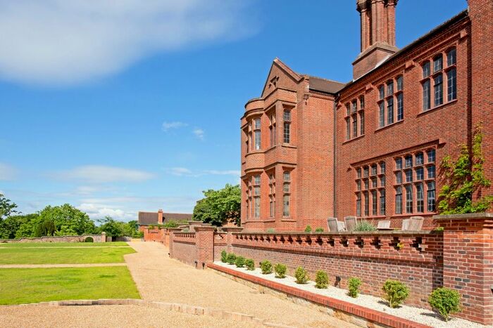 2 Bedroom Flat To Rent In Rosemary Lane, Flimwell, Wadhurst, TN5