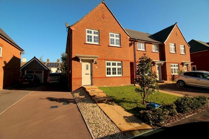 3 Bedroom Semi-Detached House To Rent In Great Spring Road, Sudbrook, Caldicot. NP26