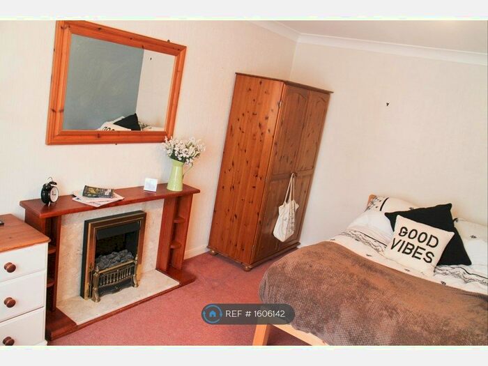 4 Bedroom End Of Terrace House To Rent In Hanover Place, Canterbury, CT2