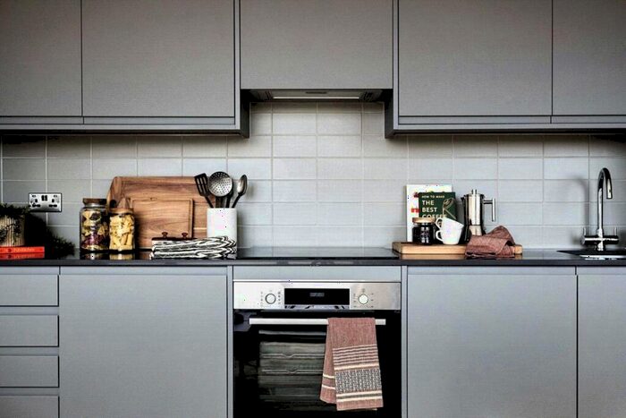 3 Bedroom Apartment To Rent In Uncle Leeds, Whitehall, Leeds, LS12