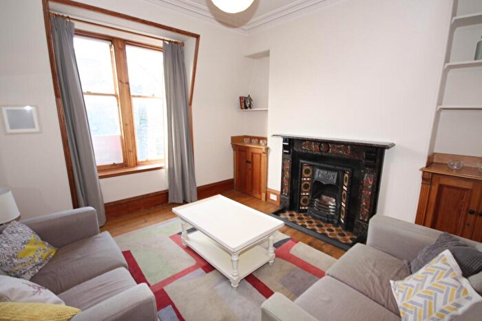 1 Bedroom Flat To Rent In Richmond Terrace, Rosemount, Aberdeen, AB25