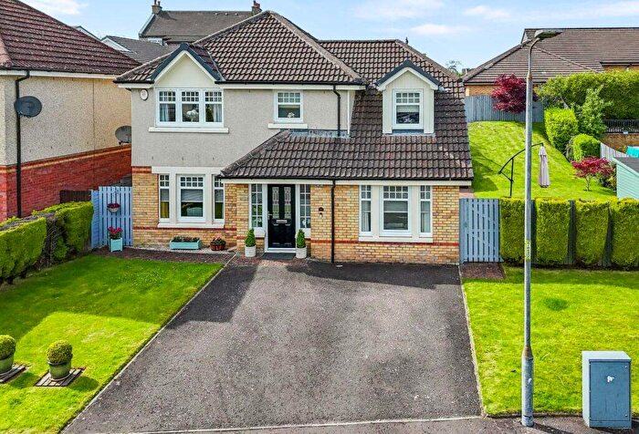 4 Bedroom Detached House For Sale In Woodhead Crescent, Glenmavis, ML6