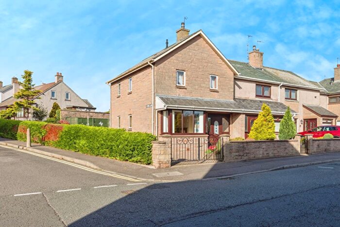 3 Bedroom End Terrace House For Sale In Mill Street, Montrose, Angus, DD10
