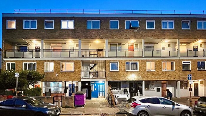 5 Bedroom Flat To Rent In Whitechapel, London, E1