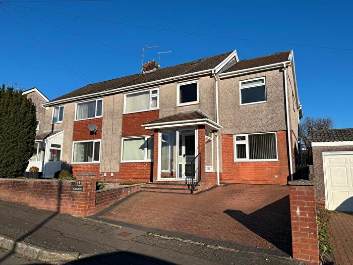 4 Bedroom Semi-Detached House To Rent In Priors Way, Dunvant, SA2