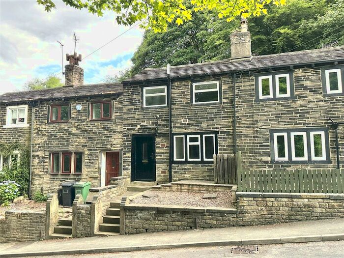 1 Bedroom Terraced House To Rent In Dog Kennel Bank, Huddersfield, West Yorkshire, HD5