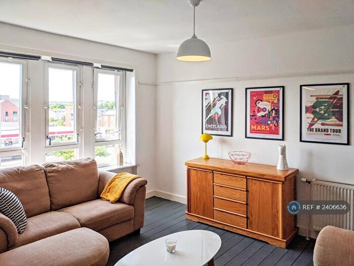 3 Bedroom Flat To Rent In Great Western Road, Glasgow, G13