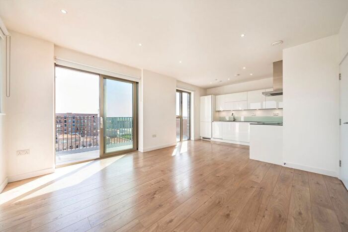 1 Bedroom Flat For Sale In Atlantis Avenue, Gallions Reach, E16