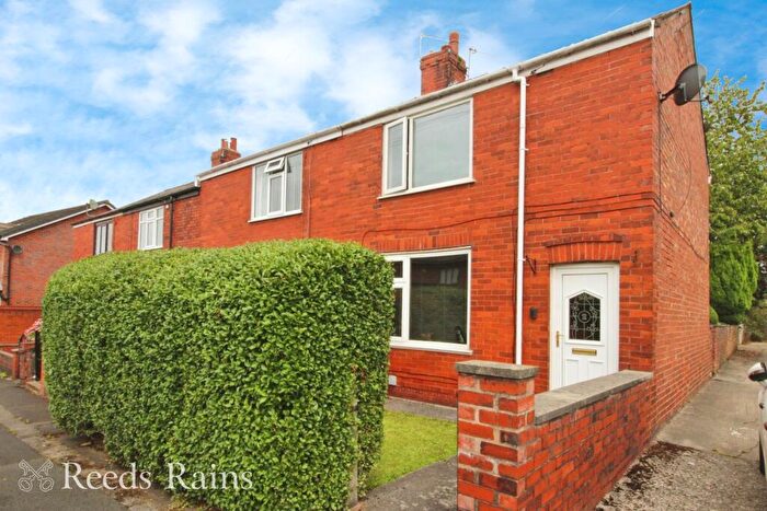 2 Bedroom End Of Terrace House For Sale In Egerton Road, Leyland, Lancashire, PR25