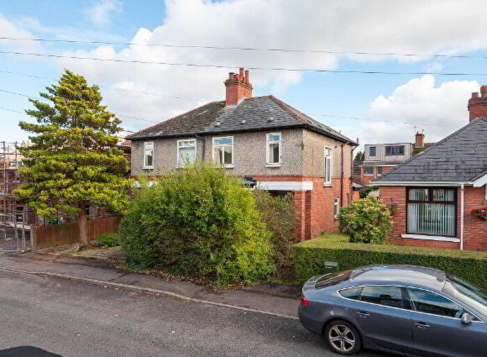 3 Bedroom Semi-Detached House For Sale In Willesden Park, Belfast, BT9