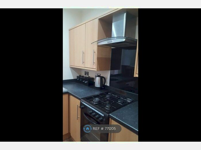 1 Bedroom Flat To Rent In St Cuthbert Street, Burnley, BB10