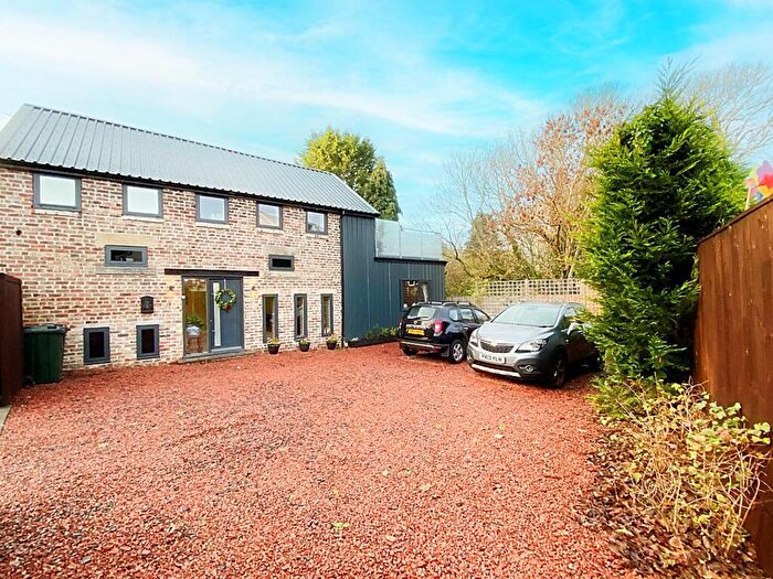 4 Bedroom Detached House For Sale In The Green, Wallsend, NE28