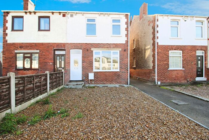 3 Bedroom Semi-Detached House For Sale In Cross Lane, Wakefield, WF2