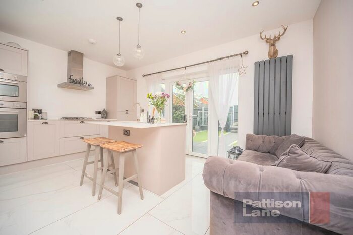 3 Bedroom Property To Rent In Dale Crescent, Barton Seagrave, Kettering, NN15