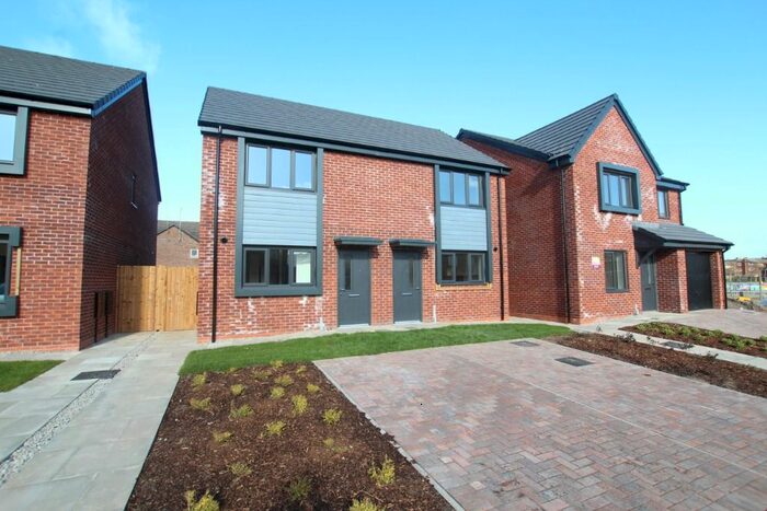 2 Bedroom Semi-Detached House To Rent In Oswestry Street, Anfield, Liverpool, L5