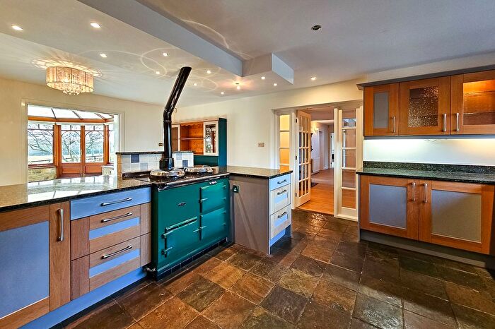 5 Bedroom Detached House To Rent In Back Lane, Sicklinghall, LS22