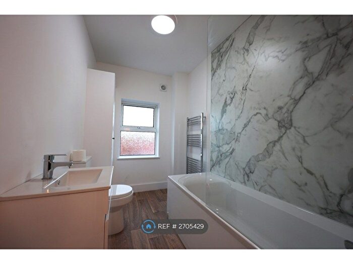 2 Bedroom Terraced House To Rent In Northcote Road, Norwich, NR3