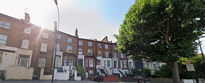 1 Bedroom Flat To Rent In Devonshire Road, Forest Hill, SE23