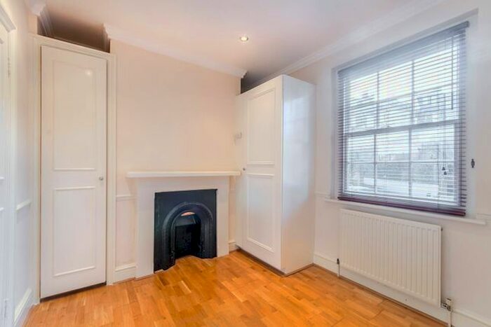 1 Bedroom Flat To Rent In West Hill, Putney, London, SW18