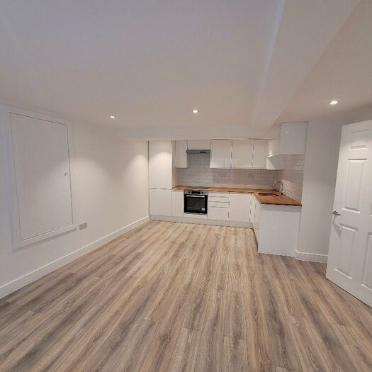 4 Bedroom Apartment To Rent In Jubilee Street, London, E1