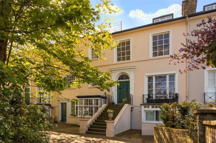 2 Bedroom Flat To Rent In Sheen Road, Richmond, TW9
