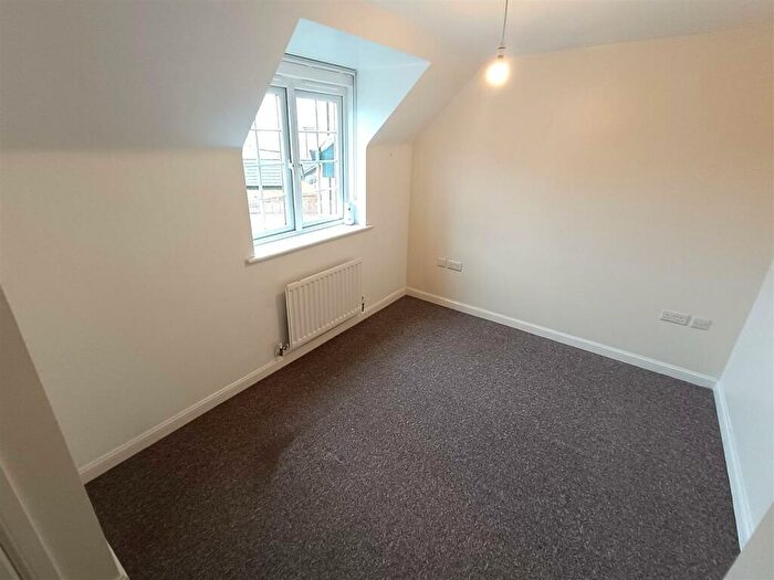 2 Bedroom Apartment To Rent In Chiltern Road, Little Stanion, Corby, NN18