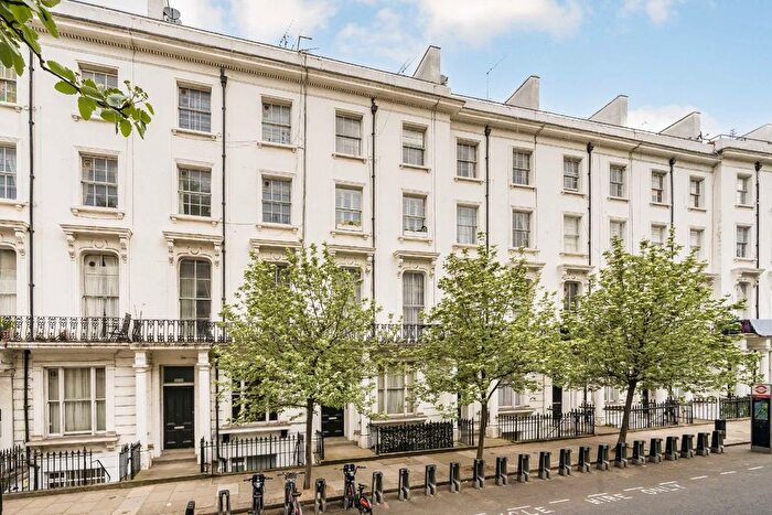 Studio To Rent In Gloucester Terrace, Notting Hill, W2