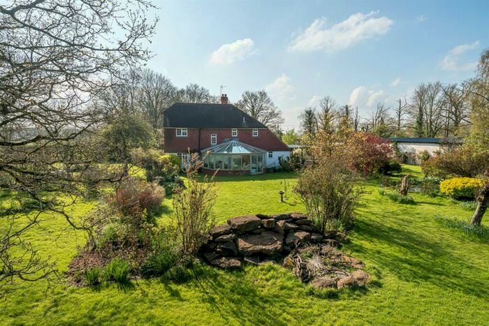 4 Bedroom Detached House For Sale In Plaistow Road, Kirdford, RH14