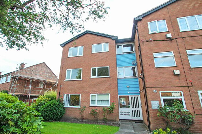 1 Bedroom Apartment To Rent In Cavendish Road, Urmston, Manchester, M41