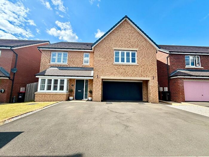 5 Bedroom Detached House For Sale In Low Gill View, Marton-In-Cleveland, Middlesbrough, TS7