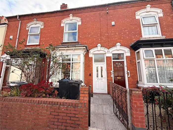 3 Bedroom Terraced House For Sale In Evelyn Road, Birmingham, West Midlands, B11