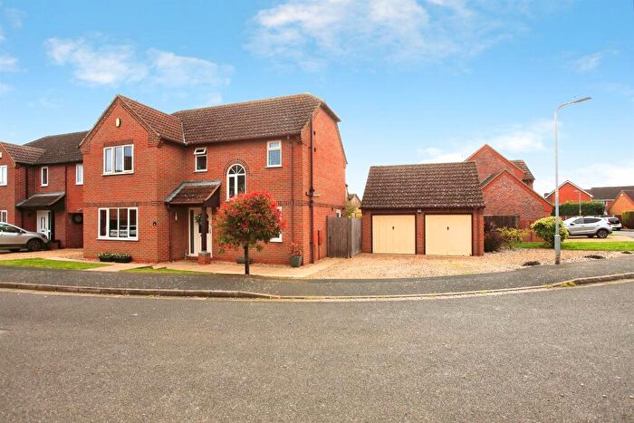 4 Bedroom Detached House For Sale In Barleyfield, Langtoft, Peterborough, PE6