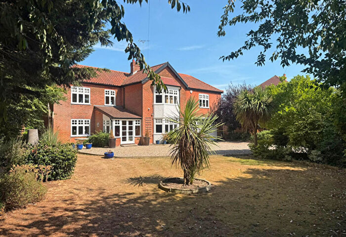 4 Bedroom Detached House For Sale In Yarmouth Road, North Walsham, NR28