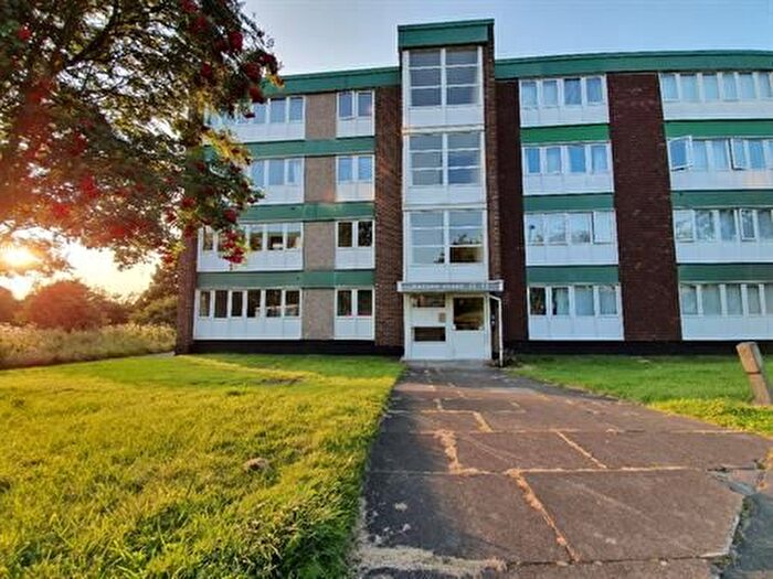 2 Bedroom Flat To Rent In Haydon Close, Newcastle Upon Tyne, NE3