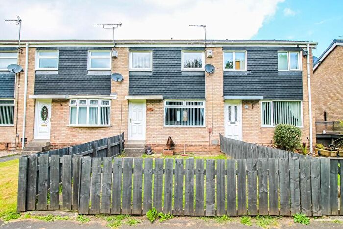 3 Bedroom Terraced House To Rent In Hogarth Drive, Columbia, Washington, Tyne And Wear, NE38