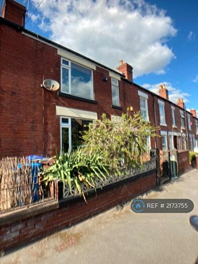 2 Bedroom Terraced House To Rent In Delf Street, Sheffield, S2